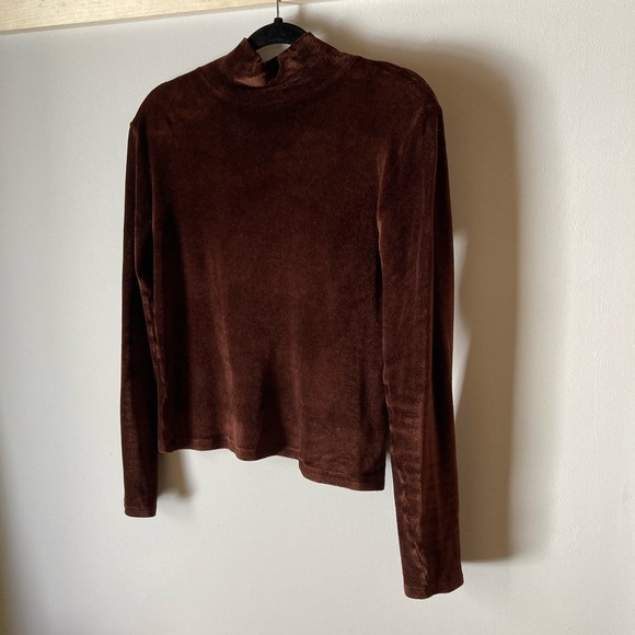 Baserange Tops - Baserange sz M brown velvet top